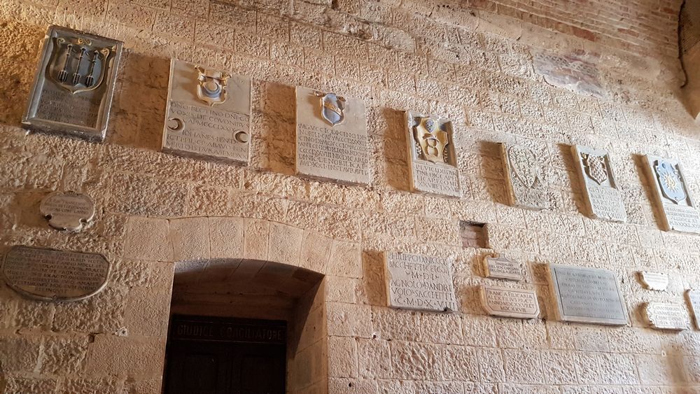 visitare volterra in 1 giorno cosa fare e vedere