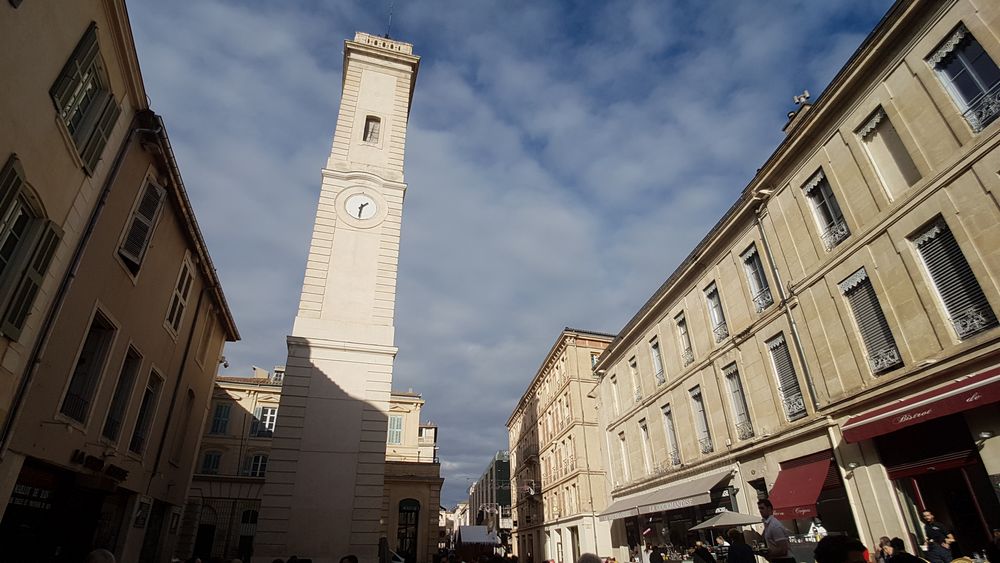 nimes cosa vedere