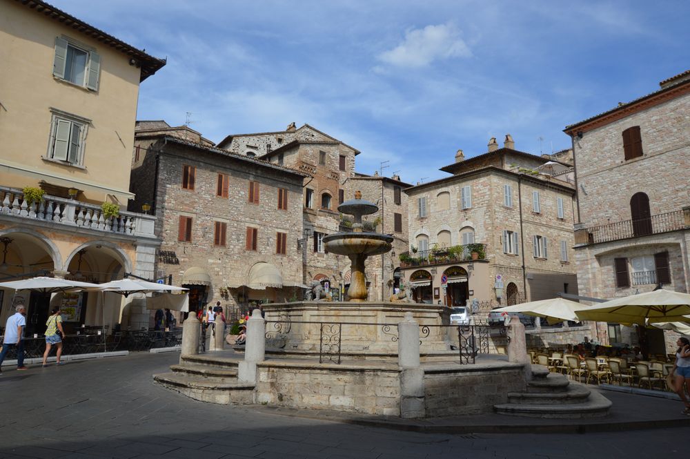 cosa vedere ad assisi in 1 giorno